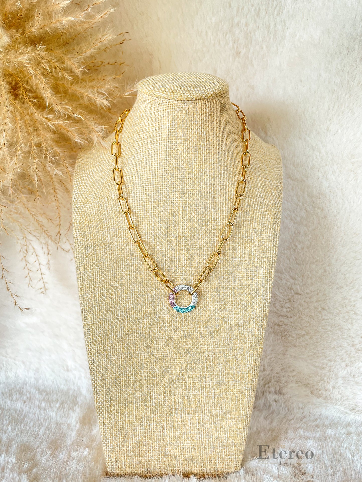 Collar Circle